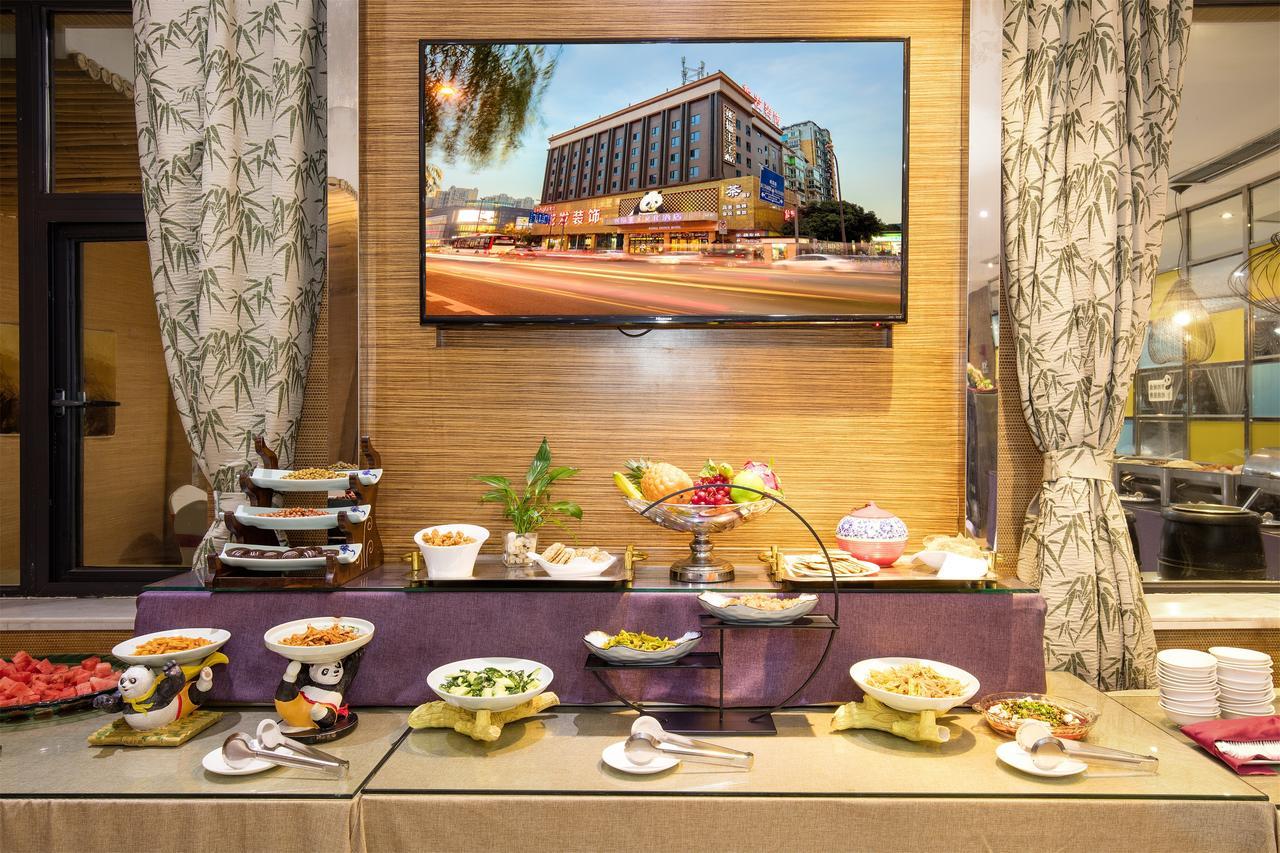 Chengdu Panda Prince Culture Hotel Exterior photo