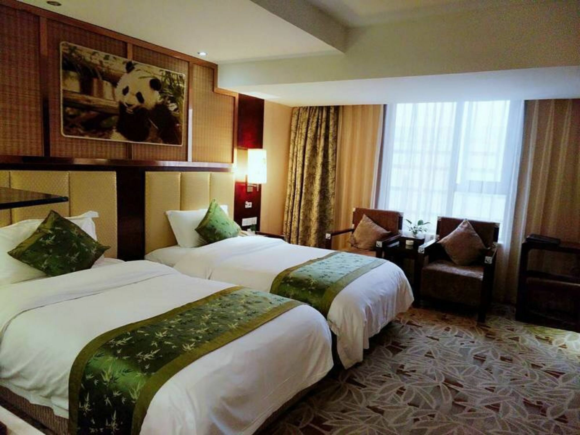 Chengdu Panda Prince Culture Hotel Exterior photo